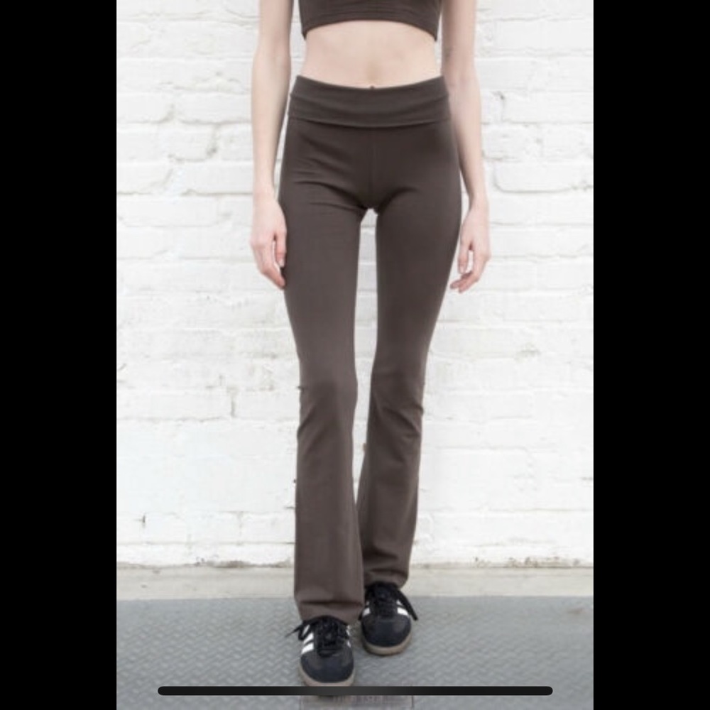 Brandy Melville yoga pants